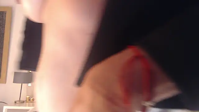 HotBellaMilf online show from November 20, 2025, 2:23 am