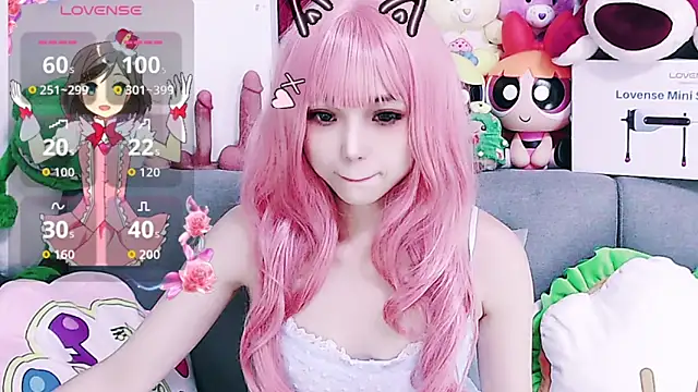 chenenna7 online show from February 12, 2026, 2:17 pm