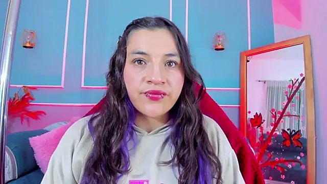 Snapshot of TaraTaylorr chatting on February 28, 2026, 9:14 pm TaraTaylorr online show from February 28, 2026, 9:14 pm