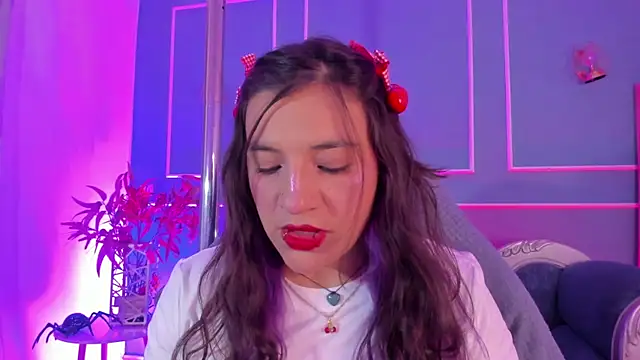 Snapshot of TaraTaylorr chatting on February 17, 2026, 3:26 am TaraTaylorr online show from February 17, 2026, 3:26 am