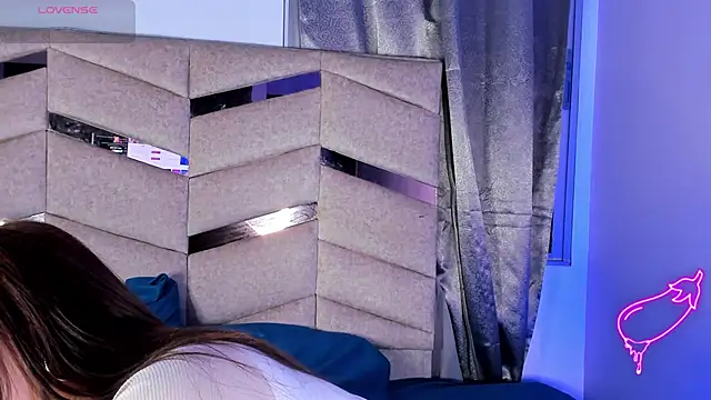 Snapshot of MadissonLee__ chatting on February 10, 2026, 10:42 pm MadissonLee online show from February 10, 2026, 10:42 pm