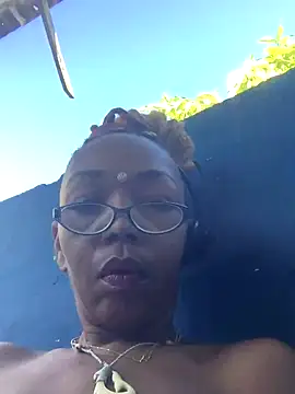 Ladyzee25 online show from November 24, 2025, 5:57 pm