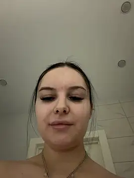 Miss Vic online show from May 4, 2026, 4:32 pm