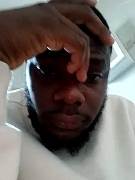 MacGyver23 online show from April 15, 2026, 5:13 am