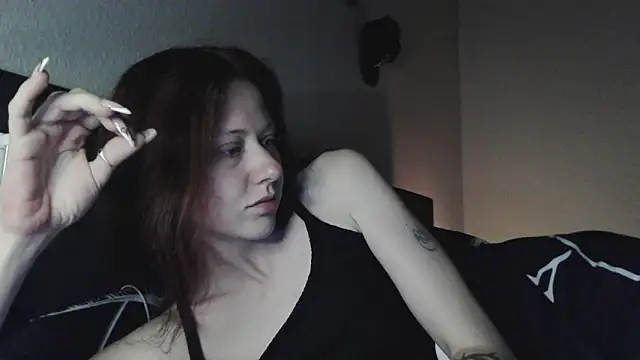 SweetSeraphine online show from September 28, 2025, 5:47 am