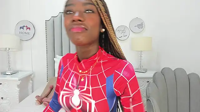 SamantaMarquez online show from October 11, 2025, 7:37 pm