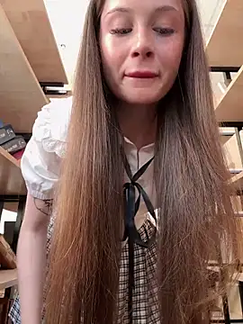 Snapshot of melicious_ chatting on October 1, 2025, 8:19 am melicious online show from October 1, 2025, 8:19 am