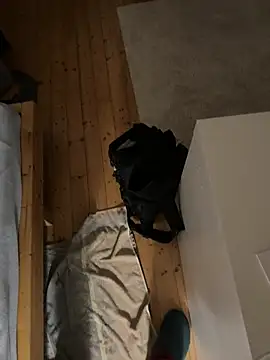 xy monkeyBigCock online show from March 18, 2025, 3:02 am