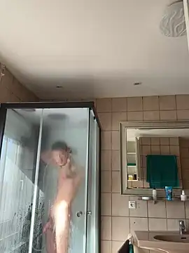 xy monkeyBigCock online show from March 18, 2025, 8:39 am