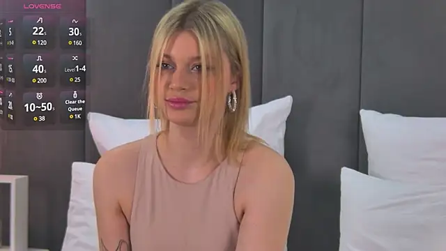 Polly Sparks online show from March 1, 2025, 7:41 am