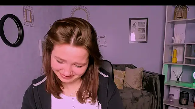 Snapshot of helli_belli chatting on March 15, 2025, 2:56 am helli belli online show from March 15, 2025, 2:56 am