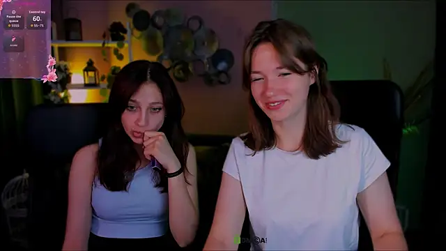 Snapshot of helli_belli chatting on September 23, 2025, 7:32 pm helli belli online show from September 23, 2025, 7:32 pm