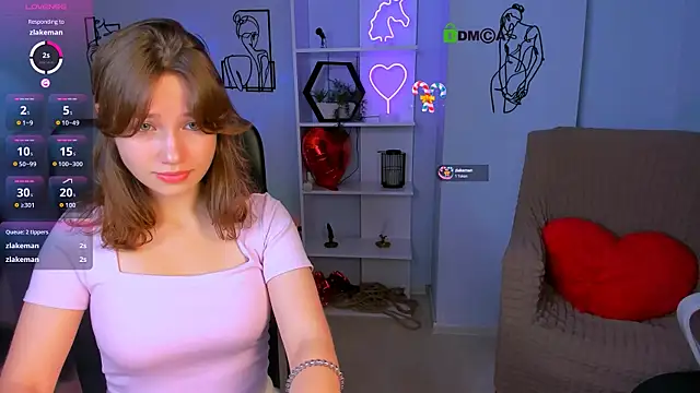 Snapshot of helli_belli chatting on October 11, 2025, 7:04 pm helli belli online show from October 11, 2025, 7:04 pm