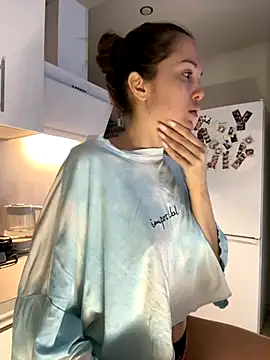 Beverly Hilll online show from November 19, 2025, 1:00 pm