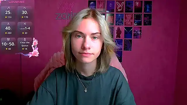 Fiona Night online show from October 18, 2025, 5:20 am