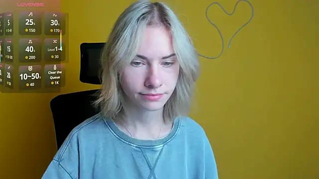 Fiona Night online show from October 24, 2025, 5:06 am