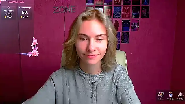 Fiona Night online show from October 17, 2025, 5:33 am