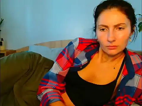 Irina9793 online show from October 23, 2025, 9:08 am