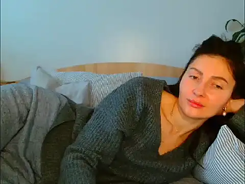 Snapshot of Irina9793 chatting on February 11, 2026, 9:42 am Irina9793 online show from February 11, 2026, 9:42 am