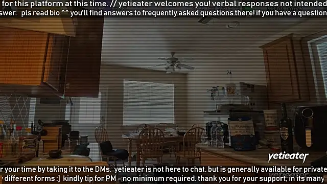 Snapshot of yetieater chatting on June 4, 2026, 5:06 pm yetieater online show from June 4, 2026, 5:06 pm