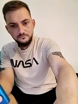 iurinicola online show from February 25, 2026, 9:47 pm