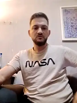 iurinicola online show from February 8, 2026, 10:29 pm