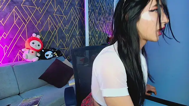 Tahara Romanov online show from September 25, 2025, 4:02 pm