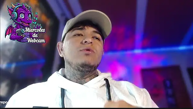 Strip Classes Col online show from October 15, 2025, 3:09 pm