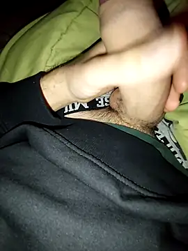 Snapshot of Cazzettostorto99 chatting on October 13, 2025, 10:32 pm Cazzettostorto99 online show from October 13, 2025, 10:32 pm