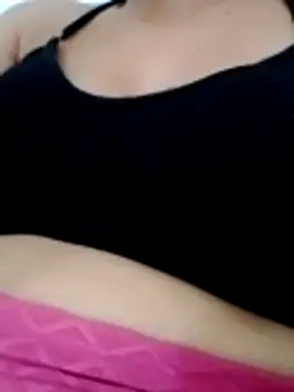 Ehilyn online show from November 6, 2025, 8:13 pm