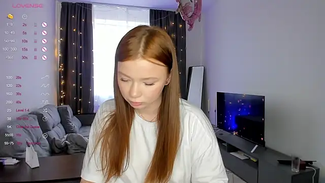 Snapshot of dinky__emily chatting on March 8, 2025, 9:50 am dinky emily online show from March 8, 2025, 9:50 am
