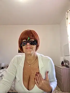 Gattina74 online show from November 10, 2025, 9:36 am