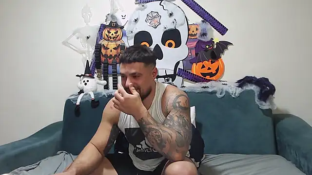 Tiberius hunk online show from October 28, 2025, 7:13 pm