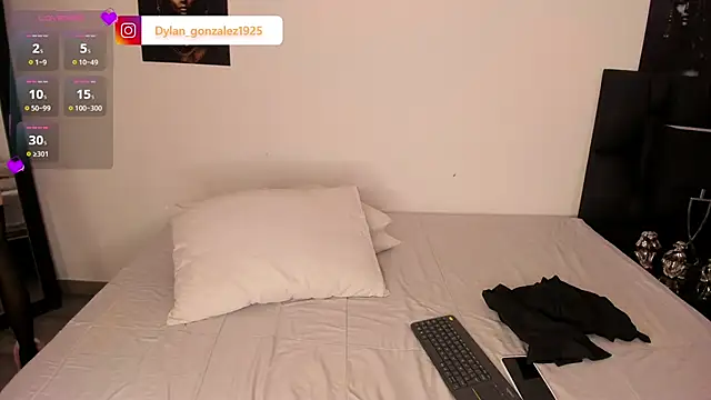 Dylan Turnerr online show from June 10, 2026, 4:24 am