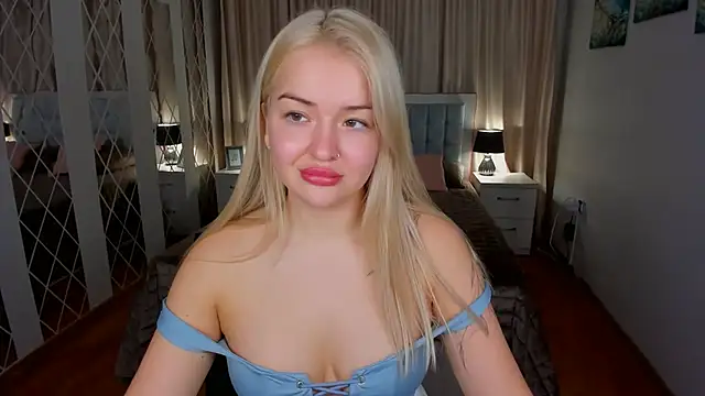 EvaGoddes online show from February 25, 2026, 6:13 am