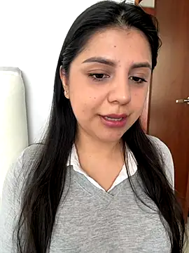 Snapshot of AliceGarc chatting on September 28, 2025, 6:26 pm AliceGarc online show from September 28, 2025, 6:26 pm