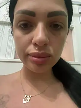 IrisRossie online show from July 21, 2026, 5:53 am