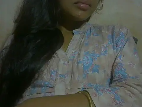 mayra89 online show from August 7, 2026, 2:34 pm