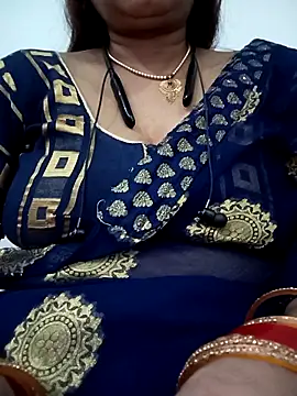 Snapshot of Neha-Bhabhi-Rasily chatting on September 21, 2025, 4:45 pm Neha-Bhabhi-Rasily online show from September 21, 2025, 4:45 pm