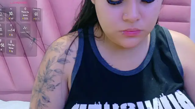 playfulcurvy online show from November 23, 2025, 12:59 pm