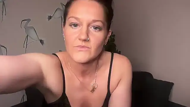 Pleasing-Chloe49 online show from June 2, 2026, 7:47 pm