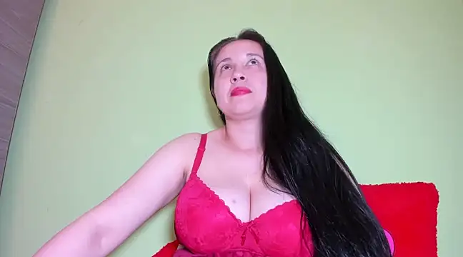 hot-nikol online show from March 15, 2025, 12:04 am