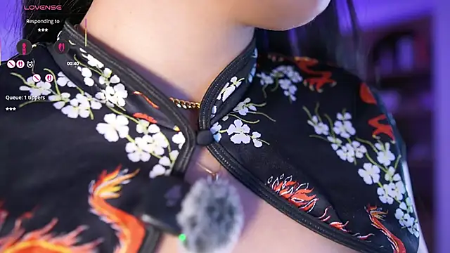 JulesBenett online show from February 20, 2026, 11:34 am