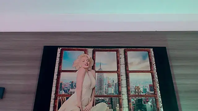 SashaNova online show from October 10, 2025, 5:19 am