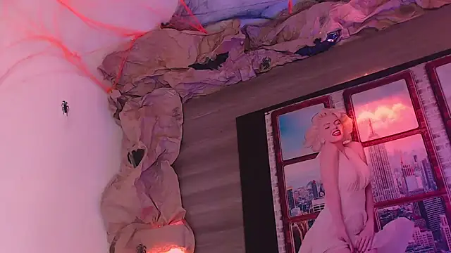 SashaNova online show from October 30, 2025, 5:06 am