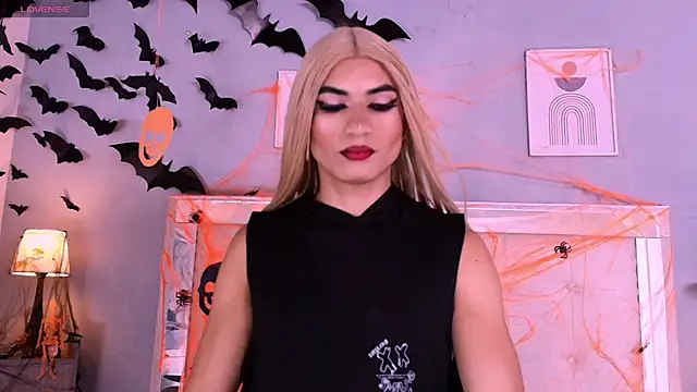 Snapshot of Emily_Castillo_1 chatting on October 24, 2025, 4:22 am Emily Castillo 1 online show from October 24, 2025, 4:22 am