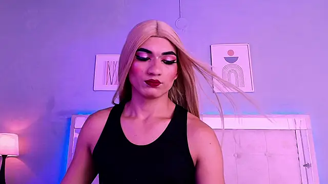 Snapshot of Emily_Castillo_1 chatting on September 13, 2025, 4:34 am Emily Castillo 1 online show from September 13, 2025, 4:34 am