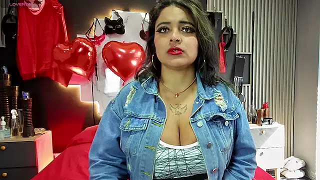 Sarah917 online show from February 20, 2026, 8:33 pm