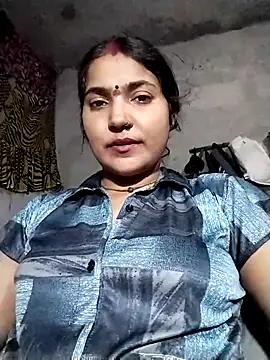 Maidangirl online show from October 4, 2025, 4:19 pm