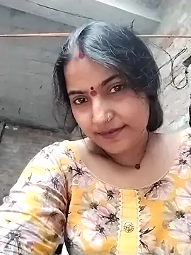 Maidangirl online show from October 9, 2025, 4:24 am